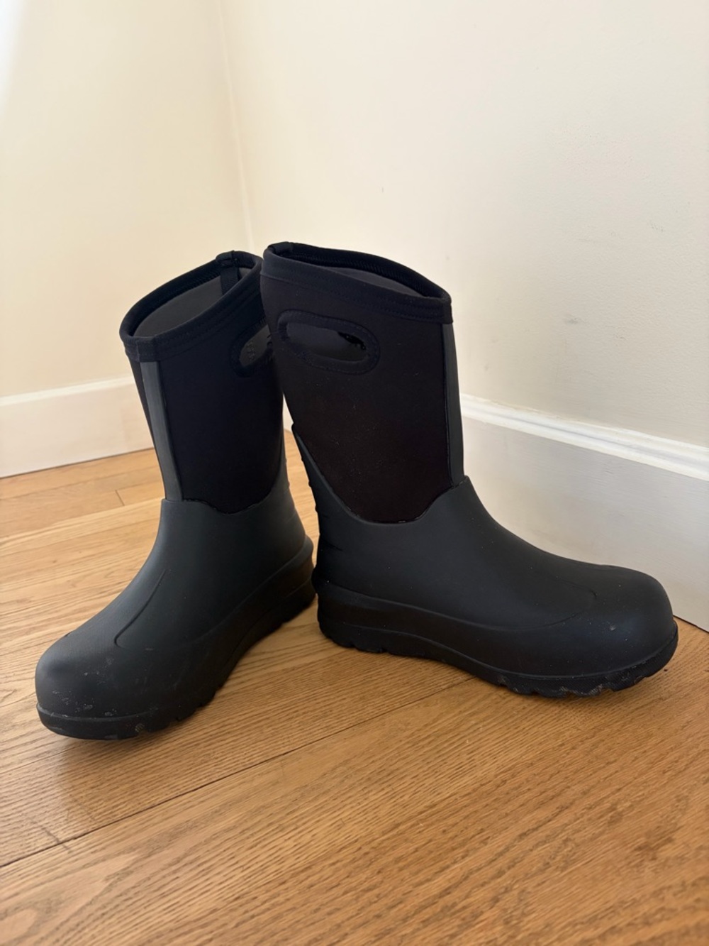 Bogs Kids Black Waterproof Pull-On Mid-Calf Boots - Picture 3 of 7